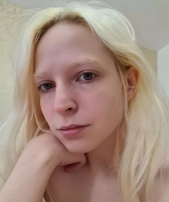 Я живу в Москве и могу предложить тебе широкий спектр услуг. Будь то расслабляющий массаж, горячий стриптиз или страстный секс, я готова покорить тебя своими навыками и чувственностью. У меня есть отличные отзывы от довольных клиентов, которые оценили мою красоту, страсть и профессионализм. Мои фото проверены и соответствуют действительности. Со мной ты окунешься в мир наслаждения и разврата. Звони и воплотим свои фантазии в реальность.💋💄💫 Даша